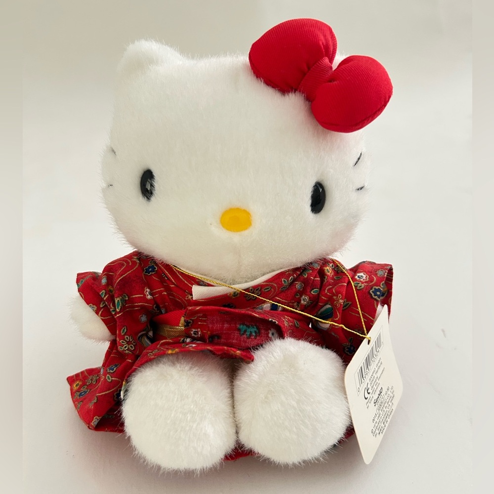 NWT  Vintage Hello Kitty Kimono Japanese Plush Sanrio 1999 6 Inches